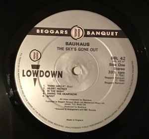 BAUHAUS, The Sky's Gone Out (Beggars Banquet; BBL 42, UK 1988) LP VG/VG+ - Image 3