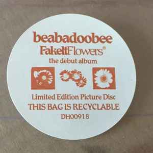 BEABADOOBEE, Fake It Flowers (Dirty Hit; DH00918, UK 2020, Clear Plastic Sleeve, Picture Disc), SALE - Up to 50% Off the Original Price  LP VG+/VG+ - Image 3