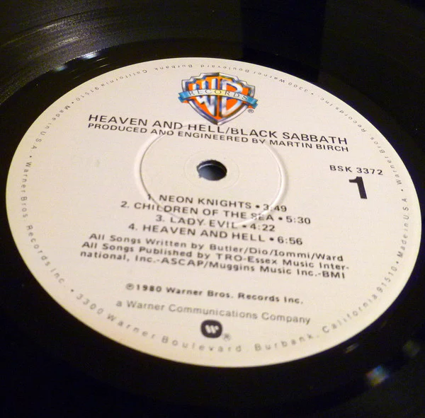 BLACK SABBATH, Heaven And Hell (Warner Bros. Records; BSK 3372, US 1980, Company Inner, Winchester Pressing, Small Deep Groove Pressing Ring ) LP VG/VG - Image 2