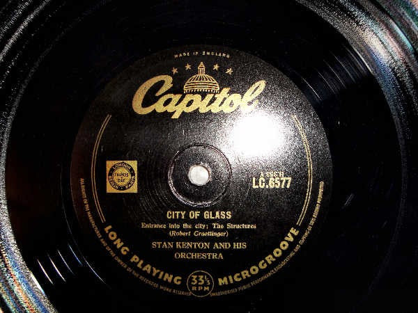 BOB GRAETTINGER / STAN KENTON, City Of Glass (Capitol Records; LC 6577, UK 1952, Flipback Sleeve) 10" VG/G+ - Image 3