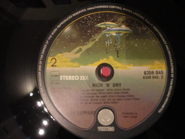 DEF LEPPARD, High 'N' Dry (Vertigo Spaceship; 6359 045, Netherlands 1981, Inner) LP VG+/G+ - Image 3