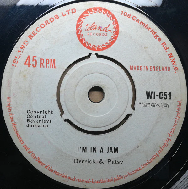 DERRICK MORGAN / DERRICK & PATSY, Blazing Fire / I'm In A Jam (Island Records; WI-051, UK 1963, 3-Prong Centre) 7" /VG
