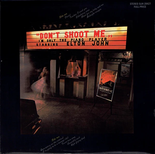 ELTON JOHN, Don't Shoot Me I'm Only The Piano Player (DJM Records; DJH 20427, UK 1970s Reissue, Gatefold, Booklet, A10/B10) LP VG/VG+ - Image 2