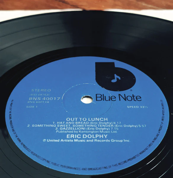 ERIC DOLPHY, Out To Lunch! (Blue Note; BNS 40017, UK 1977 Reissue, Stereo) LP VG/VG+ - Image 3