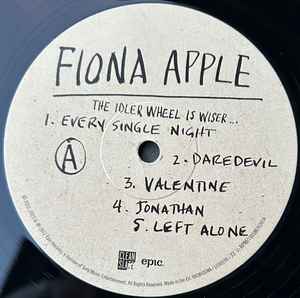 FIONA APPLE, The Idler Wheel Is Wiser Than The Driver Of The Screw And Whipping Cords Will Serve You More Than Ropes Will Ever Do (Clean Slate; 19658830261, Europe 2023 Reissue, Inner, 180 G LP EX/VG+ - Image 3