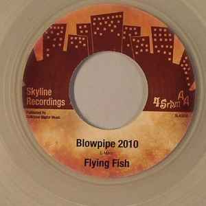 FLYING FISH, Grandstand Theme (Re-Work) / Blowpipe 2010 (Skyline Recordings; SL45010, UK 2010, Clear Vinyl) 7" /EX - Image 2