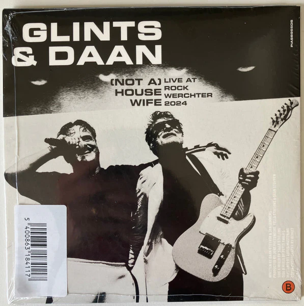 GLINTS & DAAN, (Not A) Housewife ([pias]; PIASB955DS, Belgium 2025) 7" EX/EX - Image 2
