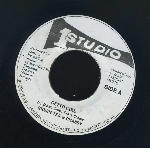 GREEN TEA & CHASSY, Ghetto Girl / Tickle Me Fancy (Studio One; , Jamaica ) 7" /VG+