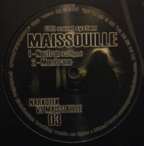 GUIGOO / MAISSOUILLE, Narkotek Vs Maissouille 03 (Narkotek ; NKTVSMS03, France 2007, Die Cut Sleeve) 12" VG/VG - Image 2