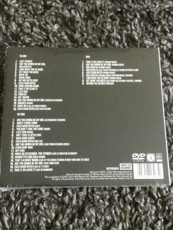 JET, Get Born (Cherry Red; QCDTRED826, UK 2020 Reissue, Quadruple Digipak, 2CDs & DVD) 3xCD EX/EX - Image 2