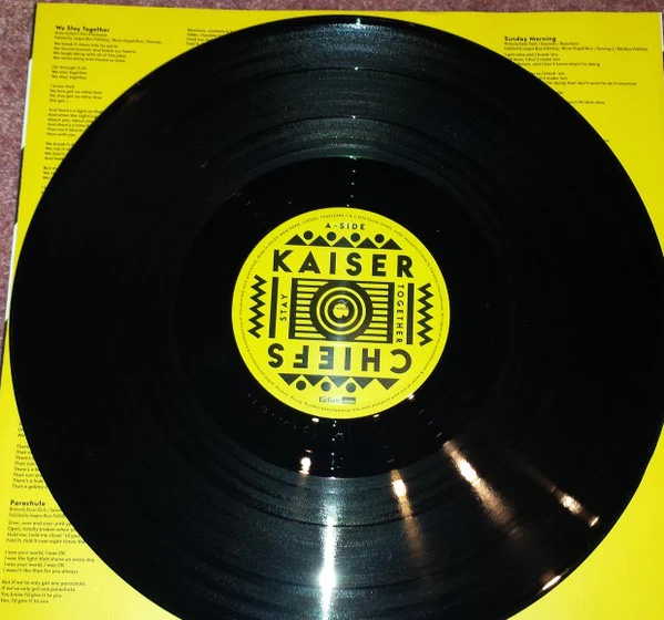 KAISER CHIEFS, Stay Together (Fiction Records; TOGETHER2, Europe 2016, 2 Inners, 180 Gram Vinyl) 2xLP VG+/VG+ - Image 3