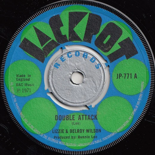 LIZZIE & DELROY WILSON / THE AGGRAVATORS, Double Attack / The Sniper (Jackpot; JP 771, UK 1971, 4-Prong Centre), SALE - Up to 50% Off the Original Price 7" /VG