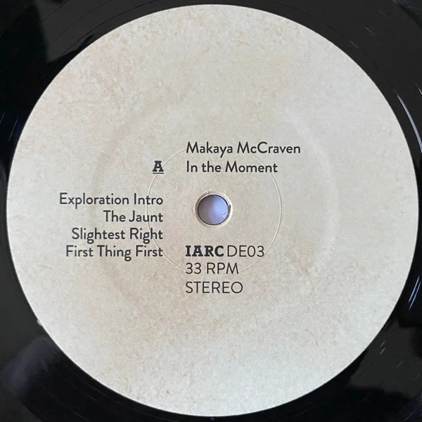 MAKAYA MCCRAVEN, In The Moment (Deluxe Edition) (International Anthem Recording Company; IARCDE03, US 2019 Reissue, Inners, Obi) 3xLP VG+/G+ - Image 3