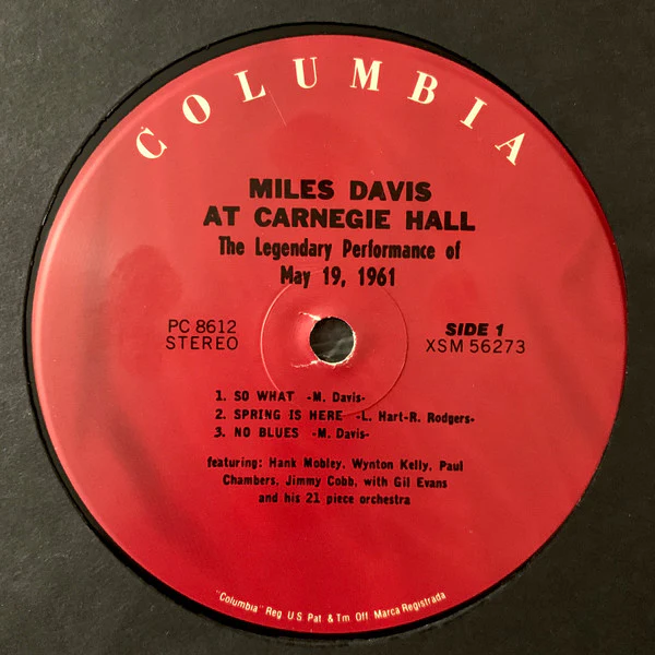MILES DAVIS, Miles Davis At Carnegie Hall (Columbia; 8612, US 2000s Reissue) LP VG/VG+ - Image 3