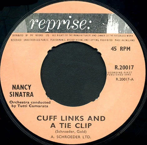 NANCY SINATRA, Cuff Links And A Tie Clip / Not Just Your Friend (Reprise Records; R-20, UK 1961, Picture Sleeve) 7" VG/VG - Image 2