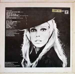 NANCY SINATRA, Movin' with Nancy (Reprise Blue & Yellow Riverboat; RSLP6277, UK 1967, Laminated Flipback Sleeve, Stereo) LP VG/VG+ - Image 2