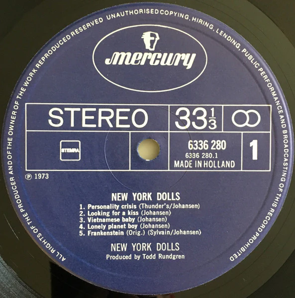 NEW YORK DOLLS, New York Dolls (Mercury; 6336 280, Netherlands 1980 Reissue, Pop Legends edition, Small "Made In Holland" on label) LP VG/G+ - Image 3