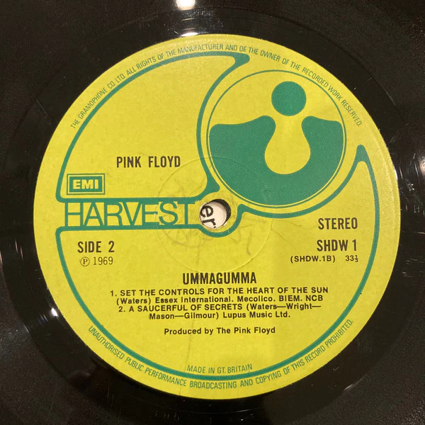 PINK FLOYD, Ummagumma (Harvest; SHDW 1/2, UK 1971 Reissue, Laminated Gatefold Sleeve, 2nd Pressing, EMI Box, Waters Credit for Side 2 Track 1 Appears on Second Line, correct spelling of CONT 2xLP VG/VG - Image 3