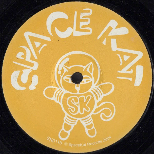QUENTIN HARRIS PRESENTS CORDELL MCCLARY, Traveling (Space Kat Records; SK011, UK 2004) 12" /VG - Image 2