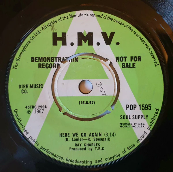 RAY CHARLES, Here We Go Again / Somebody Ought To Write A Book About It (His Master's Voice; POP 1595, UK 1967, Promo, Company Sleeve, 4-Prong Centre) 7" VG+/EX