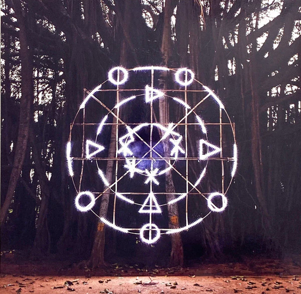 SARATHY KORWAR, KALAK (Leaf; BAY 125VX, UK 2022, Booklet, Green Vinyl. Download Code) LP VG+/VG+ - Image 2
