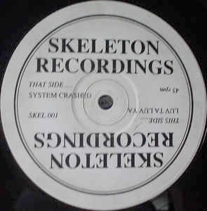 SKELETON KREW, Luv Ta Luv Ya / System Crashed (Skeleton Recordings; SKEL 001, UK 1992) 12" /VG