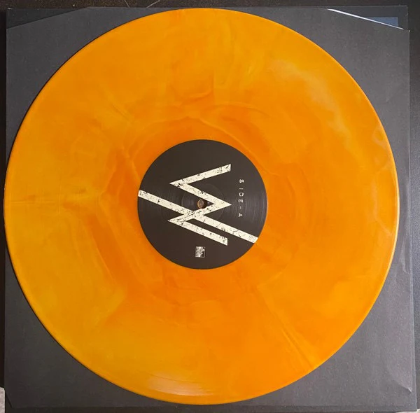 SLEEPING WITH SIRENS, Complete Collapse (Sumerian Records; SUM1750, US 2022, Gatefold, Insert, Orange Galaxy Vinyl) LP VG+/VG - Image 2