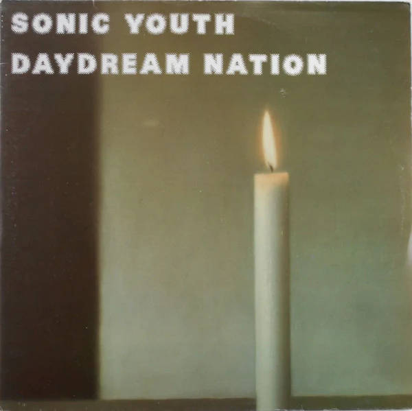 SONIC YOUTH, Daydream Nation (Blast First; BFFP 34, UK 1988, Gatefold, 2 White Inners, No Poster, Early versions of 1st pressing have 2 White inners, not printed inners.) LP VG/VG