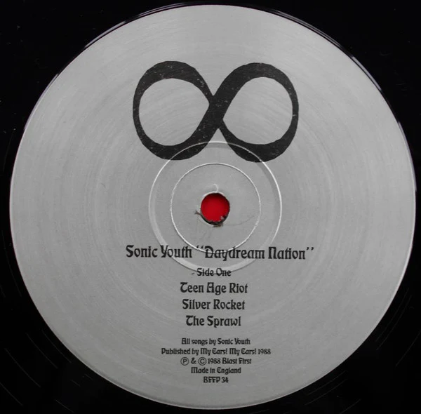 SONIC YOUTH, Daydream Nation (Blast First; BFFP 34, UK 1988, Gatefold, 2 White Inners, No Poster, Early versions of 1st pressing have 2 White inners, not printed inners.) LP VG/VG - Image 3