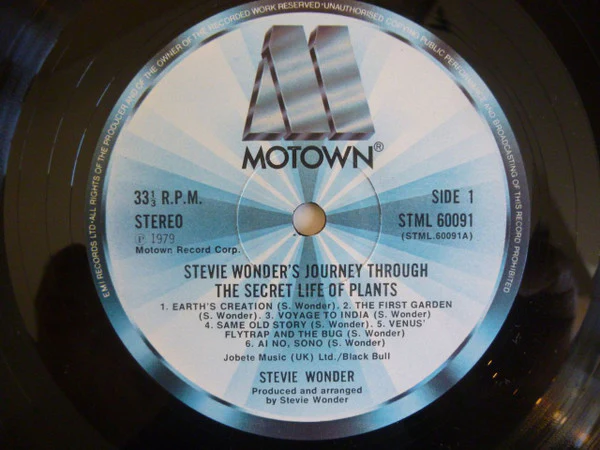 STEVIE WONDER, Journey Through Secret Life Of Plants (Motown; TMSP 6009, UK 1979, Triple Gatefold, Embossed Braille on front cover. ) 2xLP VG/VG+ - Image 3