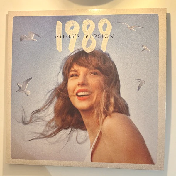 TAYLOR SWIFT, 1989 (Taylor's Version) (Republic Records; 5554214, Worldwide 2023, Gatefold, 2 Inners, Blue [Crystal Skies Blue] Vinyl) 2xLP NEW/NEW