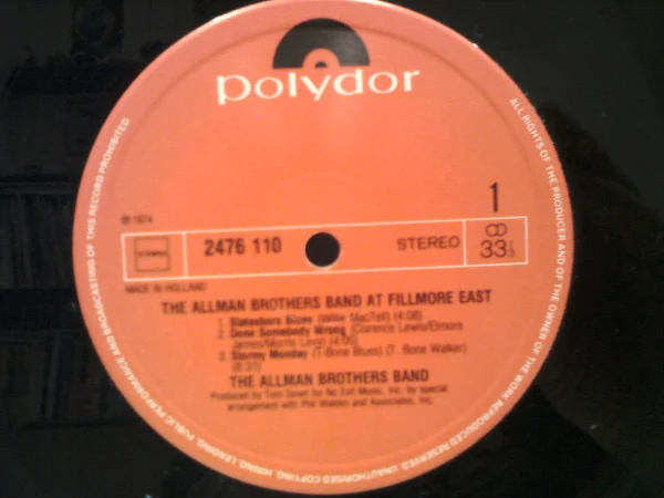 THE ALLMAN BROTHERS BAND, The Allman Brothers Band At Fillmore East (Polydor Red Labels With STEMRA Box; 2673021, Netherlands 1974 Reissue, Gatefold) 2xLP VG+/VG+ - Image 3