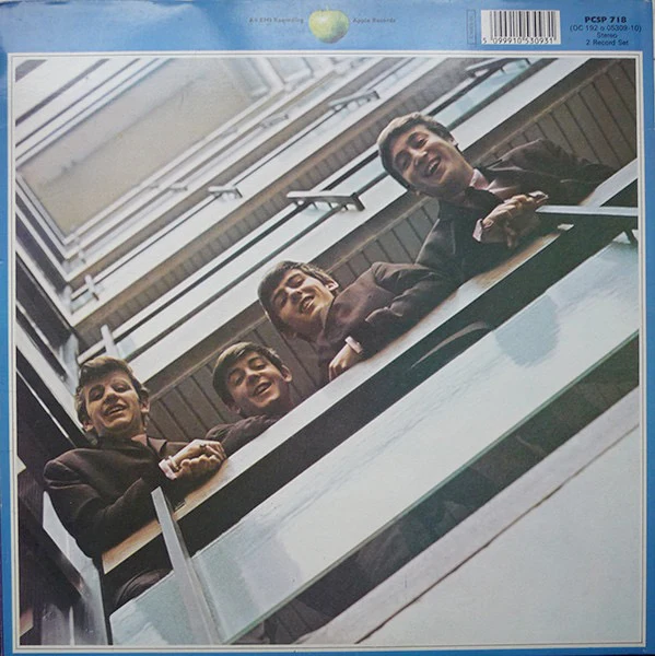 THE BEATLES, 1967-1970 (Apple Records; PCSP 718, UK 1980s Reissue, Gatefold With Barcode, 2 Inners) 2xLP VG/VG - Image 2