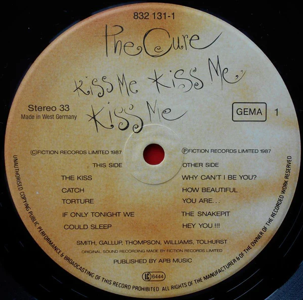 THE CURE, Kiss Me Kiss Me Kiss Me (Fiction Records; 832 130-1, Germany 1987, 2 Inners) 2xLP VG/VG - Image 3