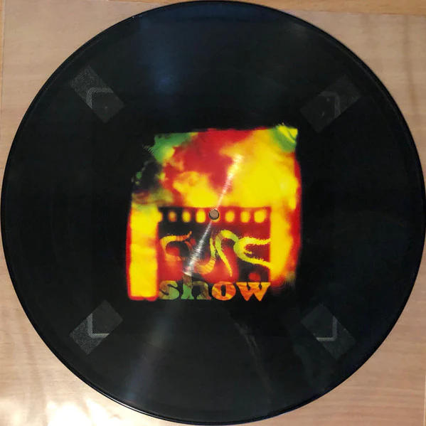 THE CURE, Show (Fiction Records; 484 789-5, Europe 2023 Reissue, Die Cut Gatefold Sleeve, Picture Discs, Ltd to 10000) 2xLP VG+/VG+ - Image 3