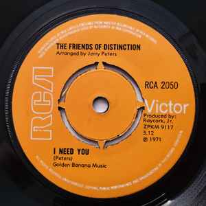 THE FRIENDS OF DISTINCTION, Grazing In The Grass / Written (RCA Victor; RCA 2050, UK 1971, Company Sleeve) 7" G+/VG - Image 2