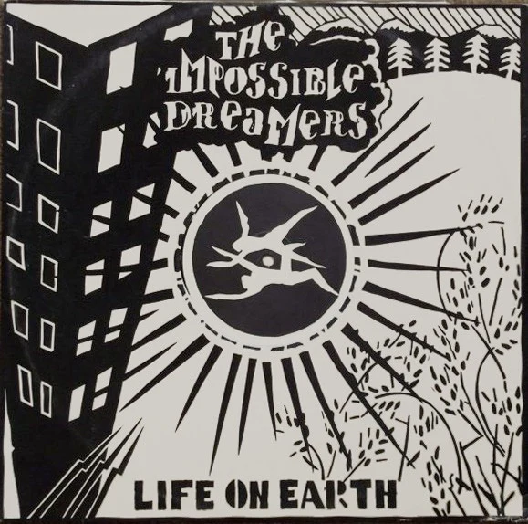 THE IMPOSSIBLE DREAMERS, Life On Earth / Spin (100 Things To Do ; MR5, UK 1982, Die Cut Sleeve) 12" VG+/VG