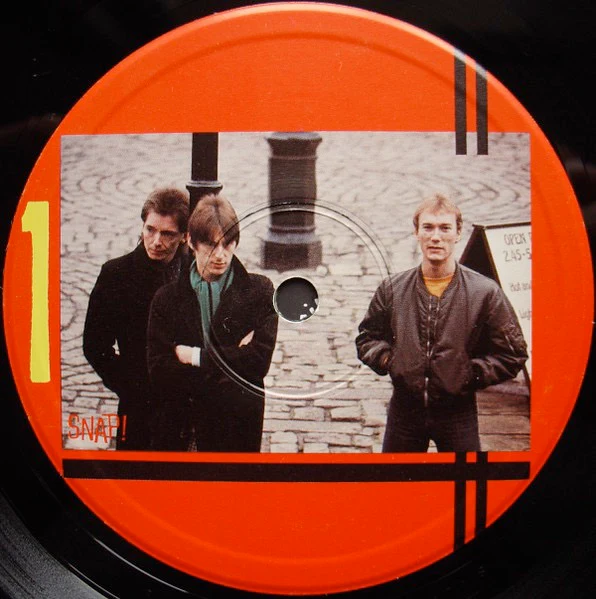 THE JAM, Snap (Polydor; SNAP 1, UK 1983, Gatefold, 2 Inners, No Bonus 7", Sticker on Sleeve) 2xLP VG/VG+ - Image 3
