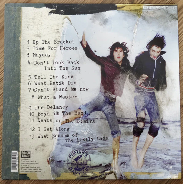 THE LIBERTINES, Time For Heroes - The Best Of The Libertines (Rough Trade; RTRADLP421, UK 2018 Reissue, Textured Sleeve, Insert, Red Vinyl) LP VG+/EX - Image 2