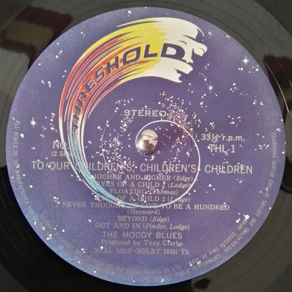 THE MOODY BLUES, To Our Childrens Childrens Children (Threshold; THL 1, Japan 1971 Reissue, Pasteback Gatefold, NO Insert, No Obi) LP VG/VG+ - Image 2