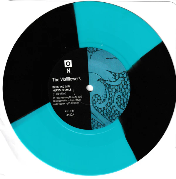 THE WALLFLOWERS, Blushing Girl Nervous Smile (Optic Nerve Recordings ; ON12, UK 2019 Reissue, Picture Sleeve, Poster & Postcard, Blue/Black Split Vinyl) 7" EP EX/EX - Image 3
