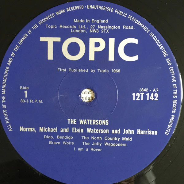 THE WATERSONS, The Watersons (Topic Blue Label; 12T142, UK 1970s Reissue, Laminated Front Sleeve) LP VG+/VG+ - Image 3