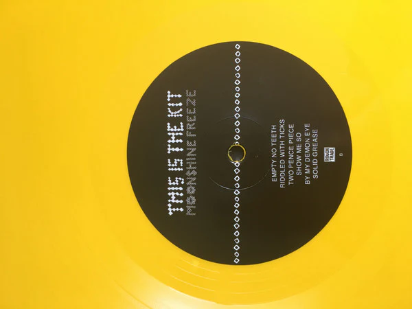 THIS IS THE KIT, Moonshine Freeze (Rough Trade; RTRADLP870, UK 2017, Inner, Yellow Vinyl, NO CD!!!!!) LP VG+/VG+ - Image 3