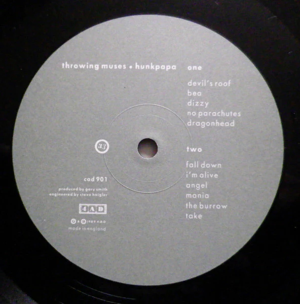 THROWING MUSES, Hunkpapa (4AD; cad 901, UK 1989, Textured Flipback Sleeve, Inner, Tanya Donelly) LP VG+/VG+ - Image 3
