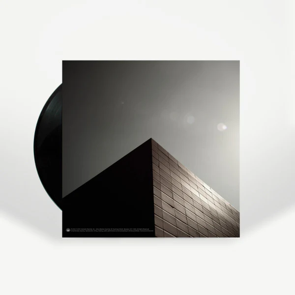 TRUE WIDOW, I.N.O. E.P. (Kemado Records; KEM133, US 2016 Reissue, Picture Sleeve, Black Vinyl. Texan Sludgy Shoegaze) 12" VG+/VG+ - Image 2