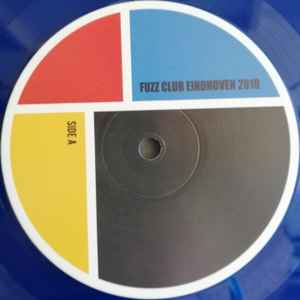 VARIOUS, Fuzz Club Eindhoven 2019 (Fuzz Club Records; #FCE19, UK 2019, Triple Gatefold, 3 Inners, Blue Vinyl, Yellow Vinyl, Red Vinyl, Ltd to 500) 3xLP VG+/VG+ - Image 3
