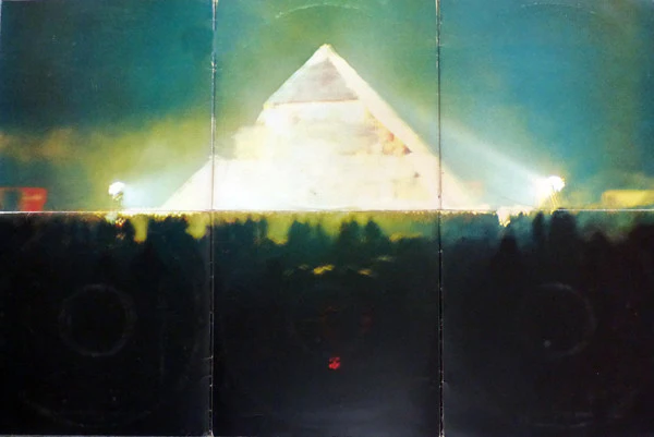 VARIOUS, Glastonbury Fayre (Revelation; REV1/2/3, UK 1972, Fold Out Sleeve, No Plastic Outer, No Inserts, No Booklet, No Dome, No Pyramid, Variant 3 Labels : No Date Under the Catalogue Numb 3xLP VG/VG - Image 2