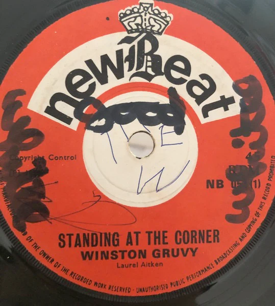 WINSTON GROOVY, Standing At The Corner / You Send Me (newBeat; NB 053, UK 1970, Solid Centre) 7" /VG