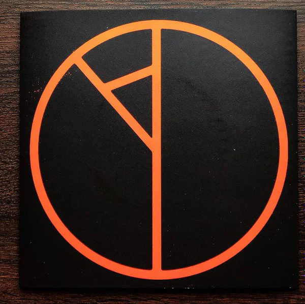 YARD ACT, The Trapper's Pelts / Fixer Upper (ZEN F.C. ; ZEN FC 002S, UK 2020, Triple Fold Over Sleeve With Red Print, Sticker, Numbered Limited Edition) 7" VG+/VG+